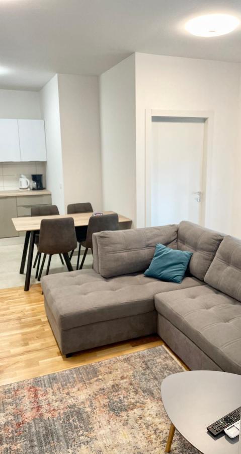 Apartment Diana Zara Parking Free Экстерьер фото