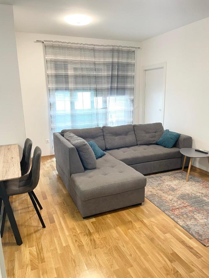 Apartment Diana Zara Parking Free Экстерьер фото
