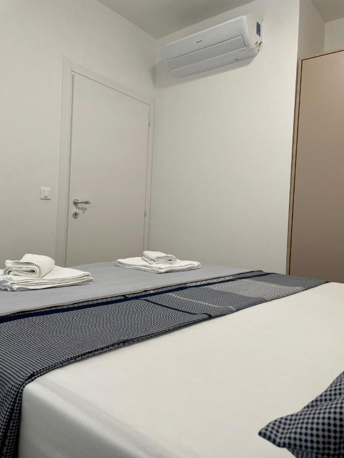 Apartment Diana Zara Parking Free Экстерьер фото