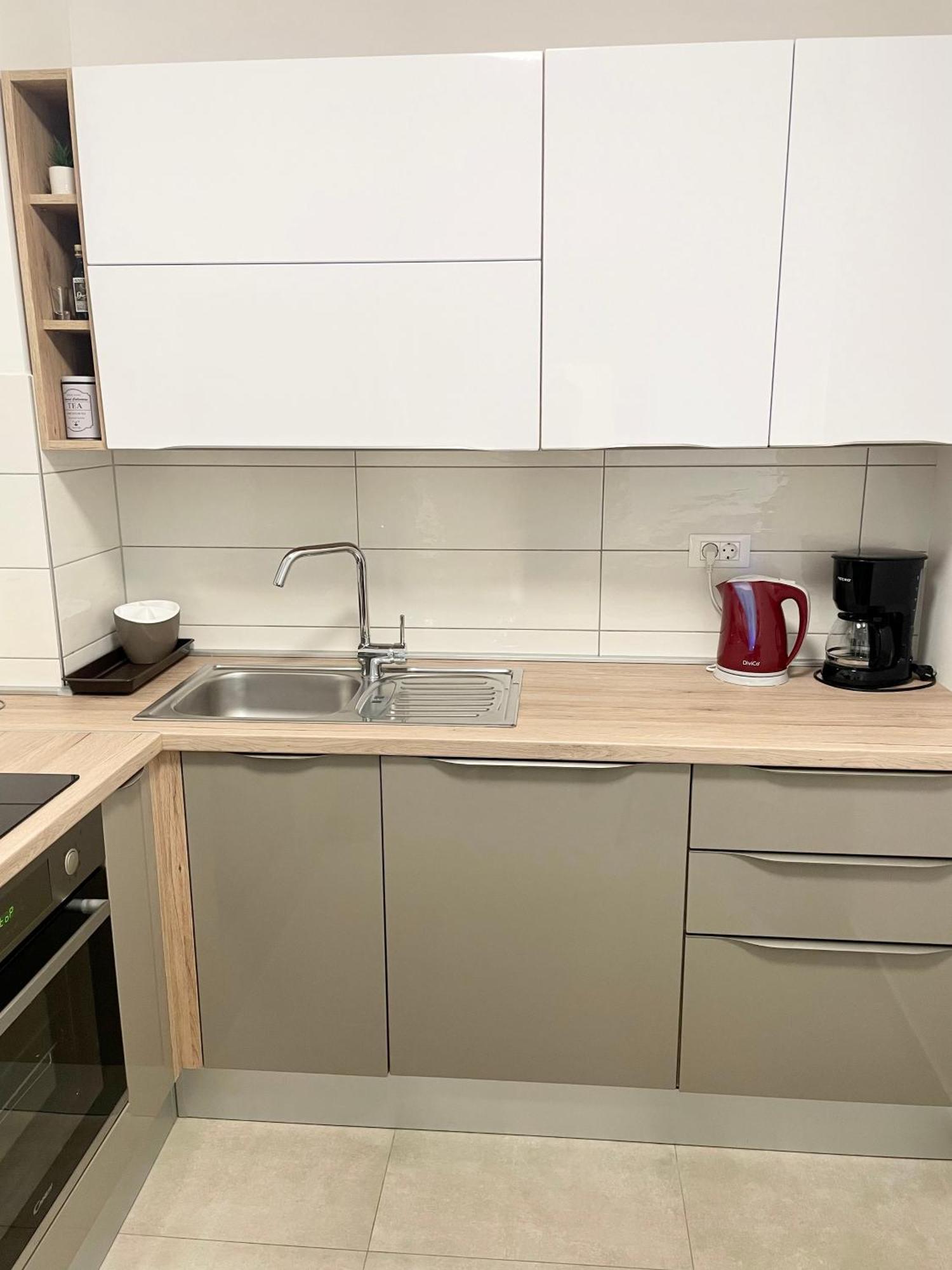 Apartment Diana Zara Parking Free Экстерьер фото